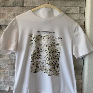Zara White Tee with Abstract Gold Graphic